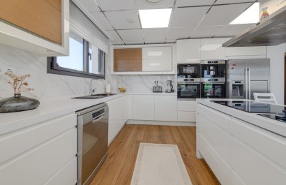 Resale - Villa - Torrevieia - Torrevieja