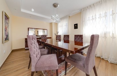 Resale - Villa - Torrevieia - Torrevieja