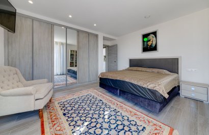 Resale - Villa - Torrevieia - Torrevieja