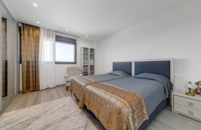 Resale - Villa - Torrevieia - Torrevieja
