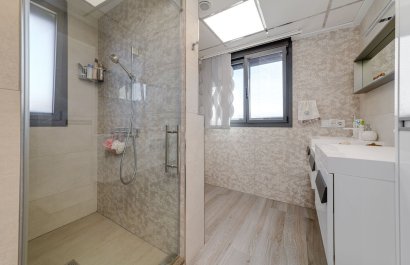 Resale - Villa - Torrevieia - Torrevieja