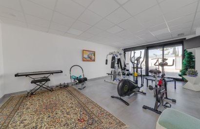 Resale - Villa - Torrevieia - Torrevieja