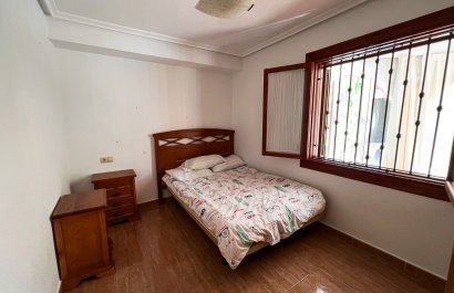 Herverkoop - Townhouse / Duplex / Corner - Torrevieia - Torrevieja