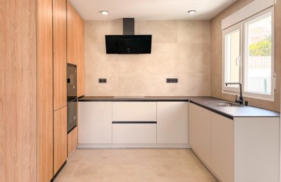 Resale - Villa - El Campello - Pueblo Acantilado - Venta Lanuza