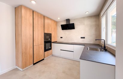 Resale - Villa - El Campello - Pueblo Acantilado - Venta Lanuza