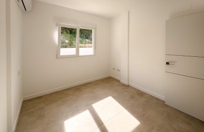 Resale - Villa - El Campello - Pueblo Acantilado - Venta Lanuza