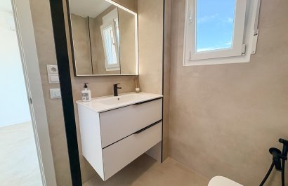 Resale - Villa - El Campello - Pueblo Acantilado - Venta Lanuza