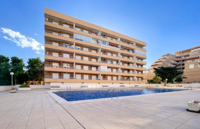 Resale - Apartment / flat - Orihuela Costa - Punta Prima