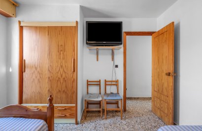 Resale - Apartment / flat - Arenales del Sol - Segunda linea playa