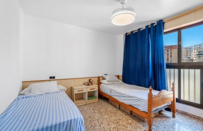 Resale - Apartment / flat - Arenales del Sol - Segunda linea playa