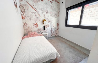 Resale - Apartment / flat - Guardamar del Segura - Urbanizaciones