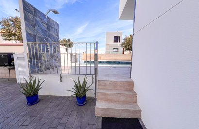 Resale - Apartment / flat - Guardamar del Segura - Urbanizaciones