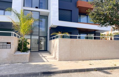 Resale - Apartment / flat - Guardamar del Segura - Urbanizaciones