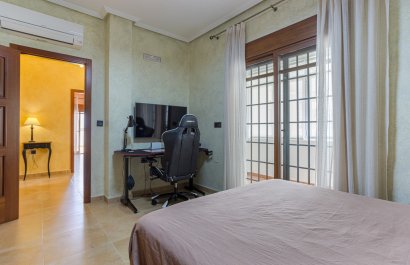 Resale - Villa - Los Montesinos - La Herrada