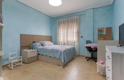 Resale - Villa - Los Montesinos - La Herrada
