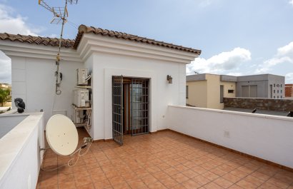 Resale - Villa - Los Montesinos - La Herrada