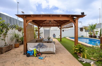 Resale - Villa - Los Montesinos - La Herrada