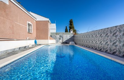 Resale - Villa - Torrevieia - San Luis