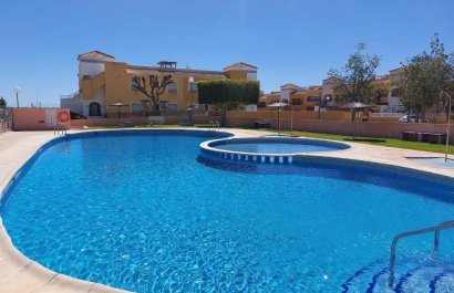 Resale - Apartment / flat - Los Montesinos - La Herrada