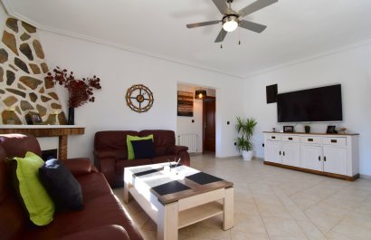 Resale - Villa - Orihuela Costa - Los Balcones