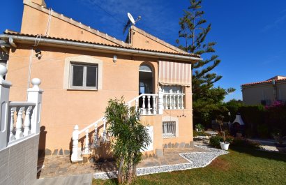 Resale - Villa - Orihuela Costa - Los Balcones