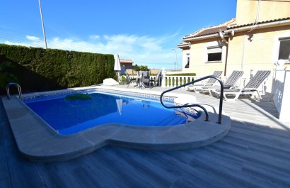 Resale - Villa - Orihuela Costa - Los Balcones