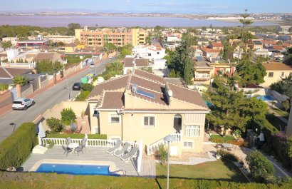 Resale - Villa - Orihuela Costa - Los Balcones