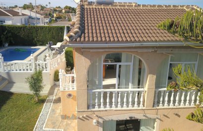 Resale - Villa - Orihuela Costa - Los Balcones