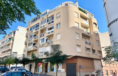 Reventa - Apartamento / piso - Torrevieia - Torrevieja
