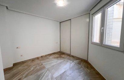 Herverkoop - Appartement / flat - Torrevieia - Torrevieja