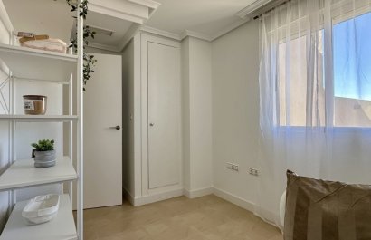 Herverkoop - Appartement / flat - Torrevieia - Torrevieja