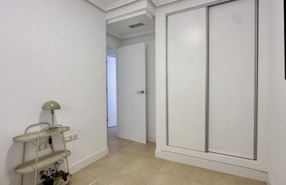 Herverkoop - Appartement / flat - Torrevieia - Torrevieja