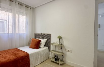 Herverkoop - Appartement / flat - Torrevieia - Torrevieja