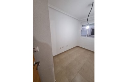 Resale - Apartment / flat - Torrevieia - Torrevieja