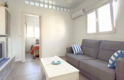 Resale - Apartment / flat - Torrevieia - Playa Los Naufragos