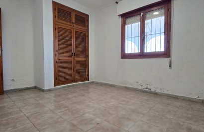 Reventa - Villa - Torrevieia - El Chaparral