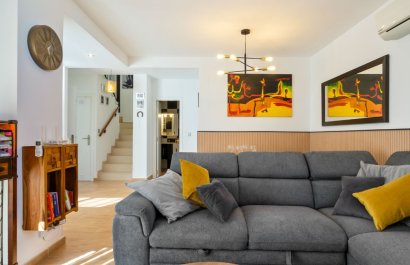 Resale - Townhouse / Duplex / Corner - Orihuela Costa - Villamartín