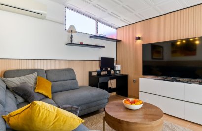 Resale - Townhouse / Duplex / Corner - Orihuela Costa - Villamartín