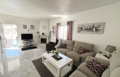 Resale - Villa - Benijofar - Monte Azul