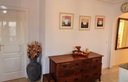 Resale - Apartment / flat - Villamartín - PAU 8