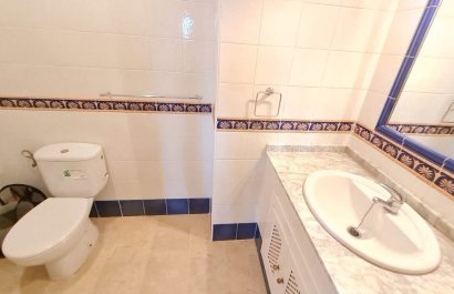 Resale - Apartment / flat - Villamartín - PAU 8