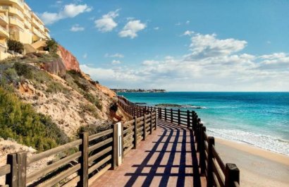 Resale - Apartment / flat - Villamartín - PAU 8