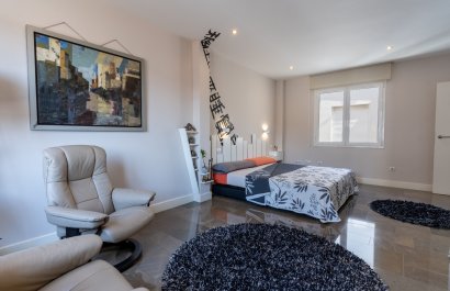 Resale - Apartment / flat - Alicante - Center