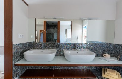 Resale - Apartment / flat - Alicante - Center