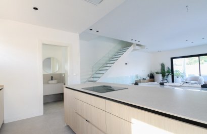 Resale - Villa - Alicante - Center