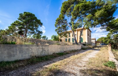 Resale - Villa - Alicante - Center