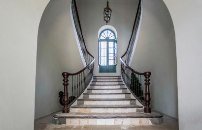 Resale - Villa - Alicante - Center