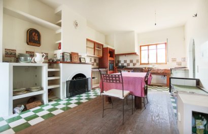 Resale - Villa - Alicante - Center