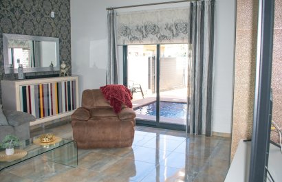 Resale - Villa - Pilar de la Horadada - Torre de la Horadada