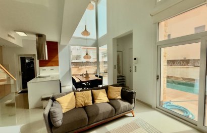 Resale - Villa - Ciudad Quesada - Pueblo Bravo